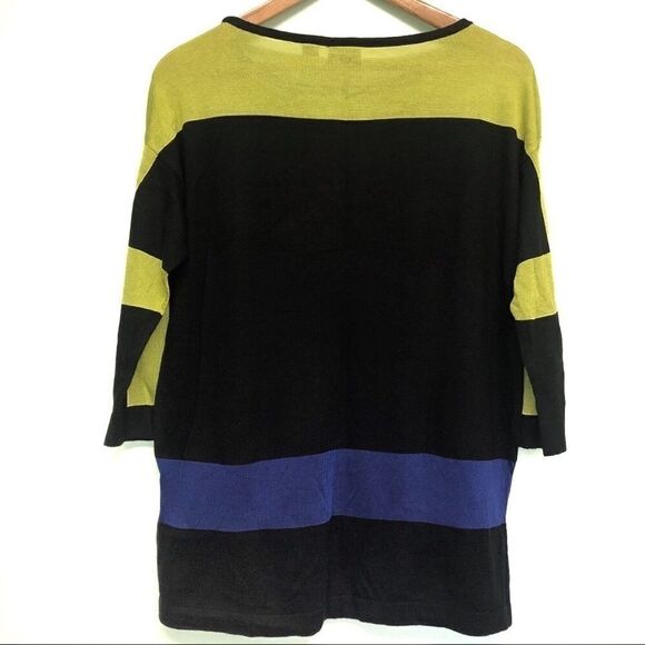 🚨 🆕 Tribal Color Block Longsleeve Top Medium - Picture 2 of 4
